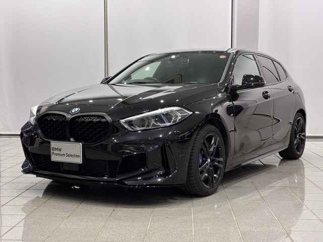 1シリーズM135i xドライブ 4WD