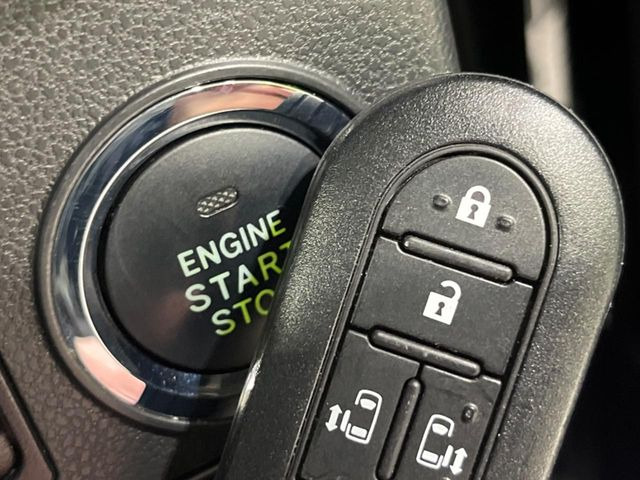 �y�L�[�t���[�V�X�e���z�J�o����|�P�b�g�ɓ��ꂽ�܂܂ł��h�A�̎{���E�������\�ȃX�}�[�g�L�[�𑕔��B�G���W���̃I���E�I�t�����J�M�����o���K�v����������Ƃ��Ă��֗��ł���