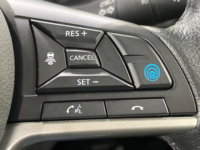 �y�A���E���h�r���[���j�^�[�z��p�̃J�����ɂ��A�ォ�猩���낵���悤�Ȏ��_��360�x�N���}�̎��͂��m�F���邱�Ƃ��ł��܂������p�������m�F���₷���A�����ꏊ�ł̐؂�Ԃ��⒓�Ԃ��X���[�Y�ɍs���܂��B