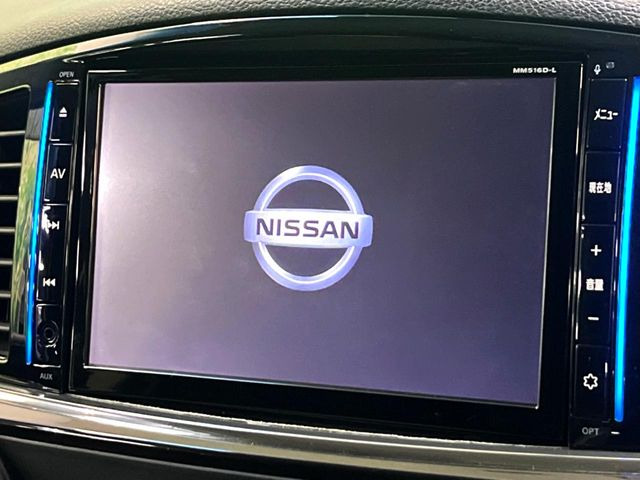 �y�����i�r�z�l�C�̏����i�r�𑕔����Ă���܂��B�i�r�̎g���₷���͂������A�I�[�f�B�I�@�\���[��!�L�����v�◷�s�͂������A�ʋ΂┃�����ȂǕ��i�̃h���C�u���y�����Ȃ�͂���