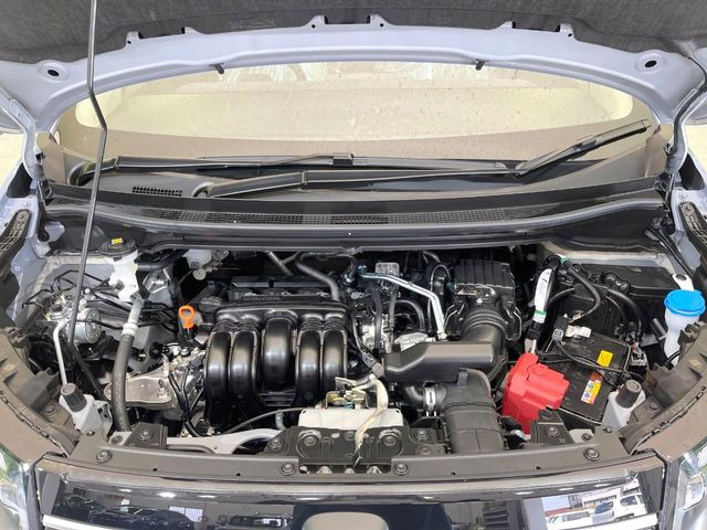 親切・丁寧な専門メカニックスタッフが応対!・車検・点検整備・事故等の修理などアフターサービスも安心。お車のカスタマイズもネクステージのサービススタッフまでご相談ください!