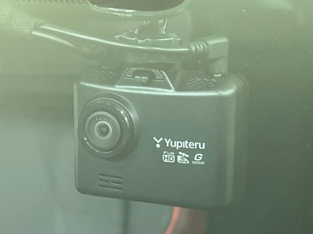 �y�h���C�u���R�[�_�[�z�h���C�u���R�[�_�[����!���s���͂������A������^�]�⎖�̂ɑ��������ہA�f���ŋL�^���A����̃��X�N�ɔ����܂��B���L�^�pSD�J�[�h�͂��q�l�����g�ł��������������K�v������܂��B