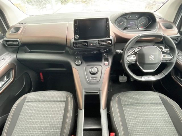 �A���ԃO���[�v���݌ɐ���2,000��!�S���̌n��X���烁�[�J�[�E�Ԏ��킸���Љ�o����̂ŁA���Ȃ��Ƀs�b�^���̂��Ԃ�������͂��ł���܂��͂��₢���킹��������