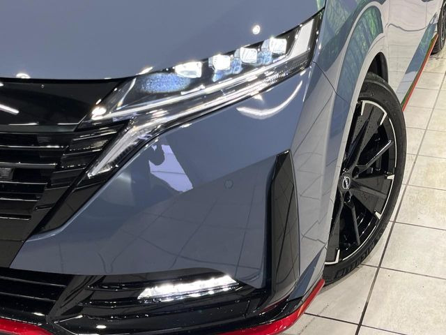 �yLED�w�b�h���C�g�z���V����ԑ��s�����ǍD�Ȏ��E���m�ۂ����S���ĉ^�]�ł��鍂�P�xLED�w�b�h���C�g�𑕔�!�_�����x�������A����d�͂��}�����Ă��܂��B