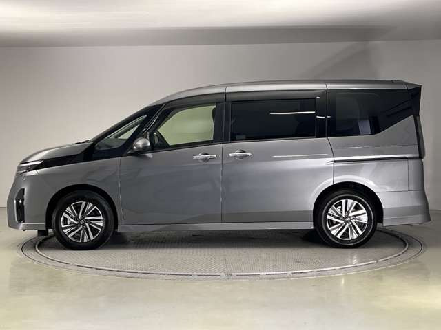 セレナ2.0 ハイウェイスターV Vセレクション