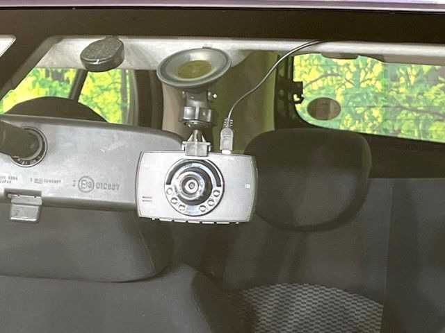 �y�h���C�u���R�[�_�[�z�h���C�u���R�[�_�[����!���s���͂������A������^�]�⎖�̂ɑ��������ہA�f���ŋL�^���A����̃��X�N�ɔ����܂��B���L�^�pSD�J�[�h�͂��q�l�����g�ł��������������K�v������܂��B