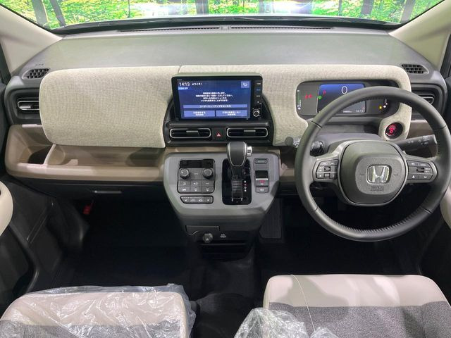 フリード1.5 e:HEV エアー EX