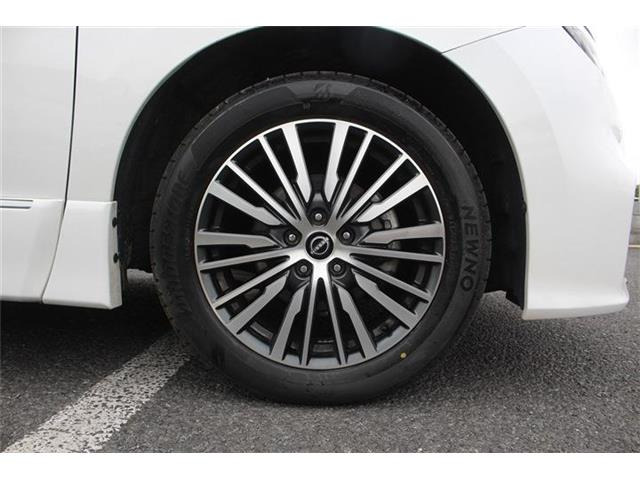 ���Ǝҗl�ւ̔̔��͂��f�肳���Ă��������܂��B �Ԍ������ԗ��̏ꍇ�́A�Ԍ����擾�������x�������z�ŕ\�����Ă���܂��B