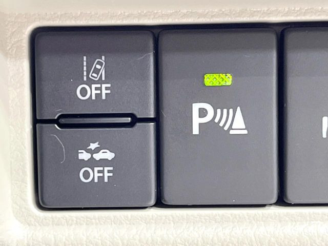 �y�X�Y�L �Z�[�t�e�B�T�|�[�g�z���s���ɑO���̎ԗ�����F�����A�Փ˂������Ȏ��͌x��ƃu���[�L�ŏՓˉ���Ɣ�Q�y�����A�V�X�g�B�����S�Ƀh���C�u�����y���݂��������܂��B