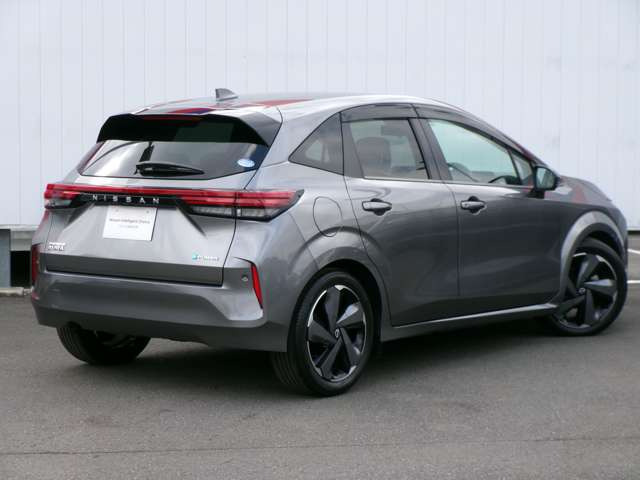 ノートオーラ1.2 G レザーエディション