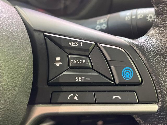 �y�v���p�C���b�g�z�������H�ł̒��������s���y��!!�a�؎��Ə��񑖍s�̃V�[���ŁA�A�N�Z���E�u���[�L�E�X�e�A�����O�������Ő��䂵�A�������^�]�̕��S���y�����Ă���܂���