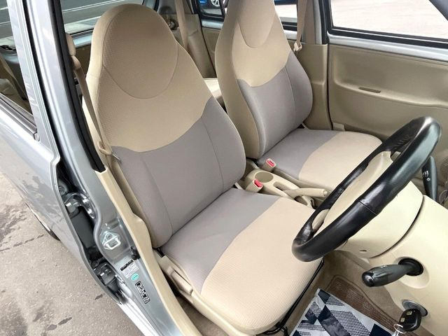 �^�]�ȃV�[�g���͎g�p�������Ȃ��A�ǍD�ȏ�ԂƂȂ��Ă��܂��B���J�Ɏg���Ă������Ƃ��悭�킩��܂��ˁB