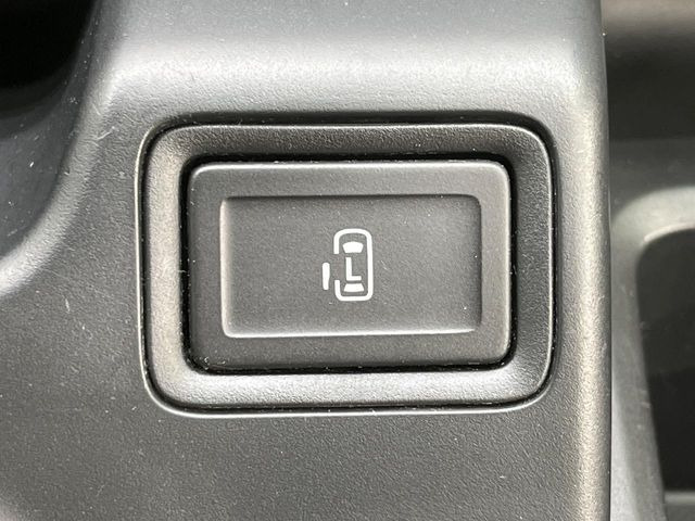 �y�p���[�X���C�h�h�A�z�X�}�[�g�L�[��^�]�Ȃ̃X�C�b�`�ŃX���C�h�h�A�̊J���\���d��������͂����ăh�A���J����K�v�������A���������q�l�ł��A�d���ו��������Ă��鎞�����N�ɊJ���߂ł��܂���