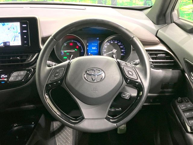 �y�����v�����X�e�A�����O�z�㎿�Ȋv���g�p���邱�ƂŁA��ɂ����������݂ƂĂ��^�]���₷���n���h���ł���