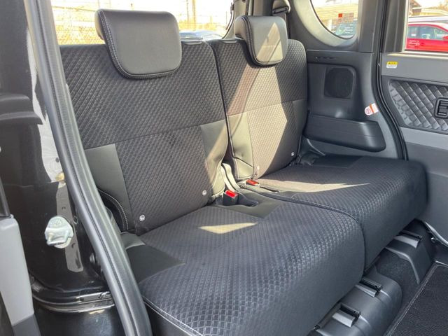 �L�X�Ƃ���2��ڃV�[�g�͋��Z���������A���S�n�����K!�F�B��Ƒ��Ƃ̂��o�����ɂ҂�����ł��B�x�r�[�V�[�g��`���C���h�V�[�g�g�p�������K�ɂ��߂�������������\���ȋ�Ԃ��m�ۂ��Ă��܂��B