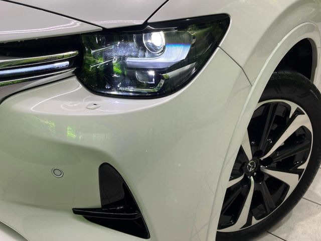 �yLED�w�b�h���C�g�z���V����ԑ��s�����ǍD�Ȏ��E���m�ۂ����S���ĉ^�]�ł��鍂�P�xLED�w�b�h���C�g�𑕔�!�_�����x�������A����d�͂��}�����Ă��܂��B