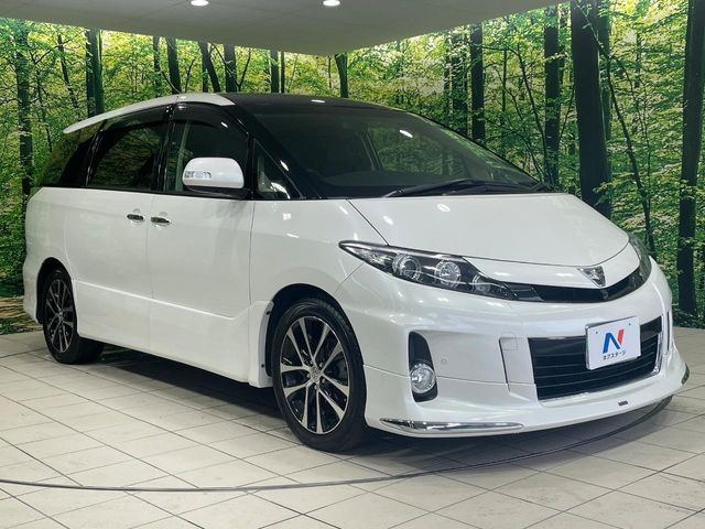 高透明度のガラス皮膜で撥水はもちろん、上質なツヤ・光沢を実現。紫外線や酸性雨から大切な愛車を保護し、色あせ・劣化を防止。「弾スプラッシュコート」、「弾プリミッサコート」からお選びいただけます。