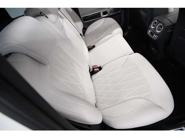 ���A�V�[�g�͍L���A�����Ԃł����ɂ����݌v�B�������U�[�Ɖ��K�T�|�[�g�ŁA����҂ɂ��ґ�ȏ��S�n��񋟂��܂��B