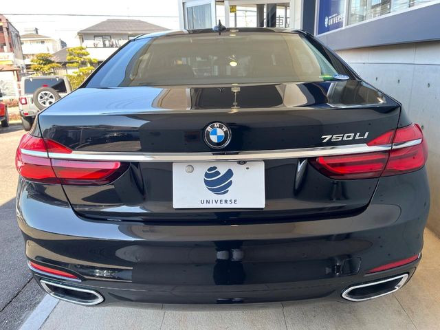 �������t�т̕ۏ؂̑��A���S�̍Œ�3�N�E���s�������ۏ�(�L��)�����p�ӁB�A���Ԃ����S���Ă��y���݂���������l�A�ۏؓ��e���[���͂������A�����_��&�I�C�������⃍�[�h�T�[�r�X���t�т��Ă���܂��B