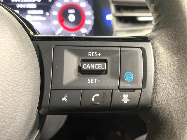 �y�v���p�C���b�g�z�������H�ł̒��������s���y��!!�a�؎��Ə��񑖍s�̃V�[���ŁA�A�N�Z���E�u���[�L�E�X�e�A�����O�������Ő��䂵�A�������^�]�̕��S���y�����Ă���܂���