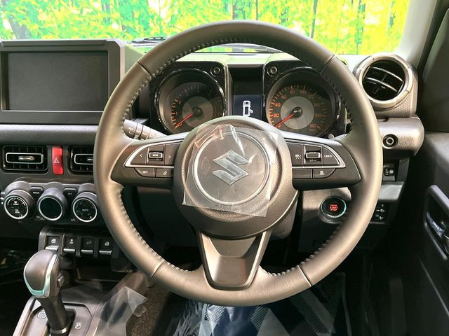 �y�����v�����X�e�A�����O�z�㎿�Ȋv���g�p���邱�ƂŁA��ɂ����������݂ƂĂ��^�]���₷���n���h���ł���