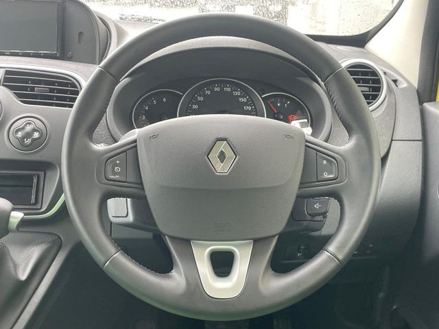 ���n���h�����̃X�������Ȃ��A���ꂢ�ȏ�Ԃ��ێ����Ă���܂��B�e�X�C�b�`���̓�����m�F�ς݂ł��B