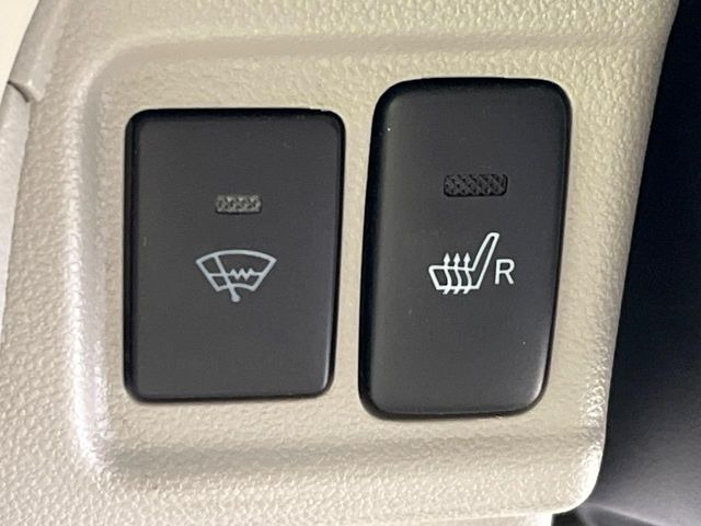 �y�V�[�g�q�[�^�[�z�������ɏd�󂷂�V�[�g�q�[�^�[!�G�A�R����葁�����܂��Ă����̂Ŋ�����̐l�����S�ł��ˁ�G�A�R���̉����͊������邩����A�Ƃ������ɂ����������߂ł��B