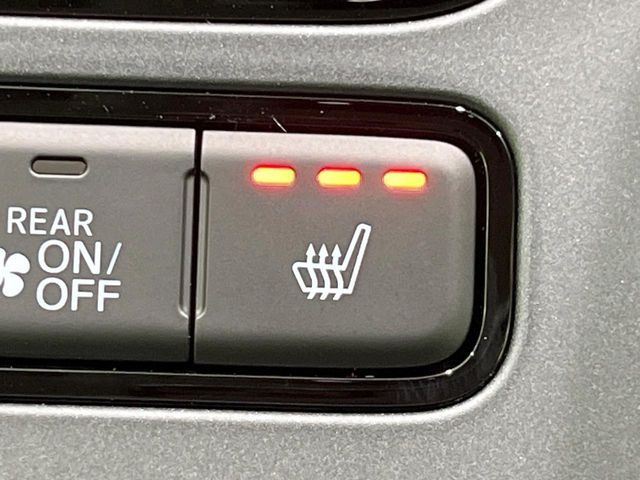 �y�V�[�g�q�[�^�[�z�������ɏd�󂷂�V�[�g�q�[�^�[!�G�A�R����葁�����܂��Ă����̂Ŋ�����̐l�����S�ł��ˁ�G�A�R���̉����͊������邩����A�Ƃ������ɂ����������߂ł��B