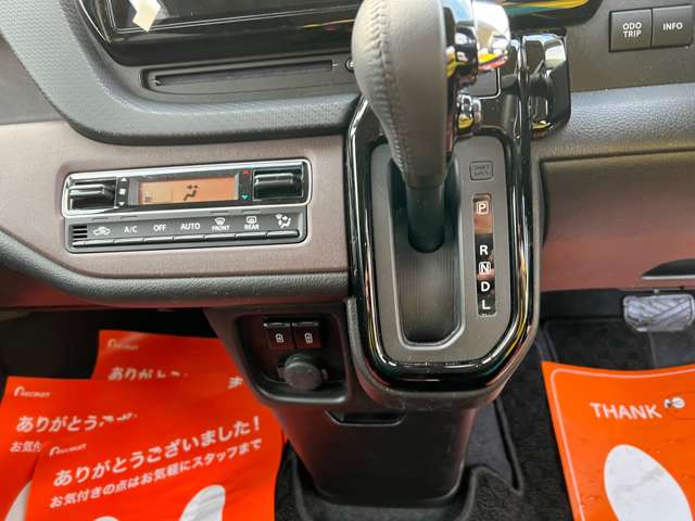 ����ŐV���f������ 9�C���` �S���ʃ��j�^�[�i�rTV/�Z�[�t�e�B�T�|�[�g/�����d���X���C�h/�V�[�g�q�[�^�[/�Ԑ���E�h�~�x���V�X�e��/�w�b�h�����v LED/�h�����R/ETC/TV�i�rKIT/�V�i����O���[�h�A���~&�^�C��