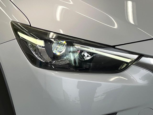 �yLED�w�b�h���C�g�z���V����ԑ��s�����ǍD�Ȏ��E���m�ۂ����S���ĉ^�]�ł��鍂�P�xLED�w�b�h���C�g�𑕔�!�_�����x�������A����d�͂��}�����Ă��܂��B