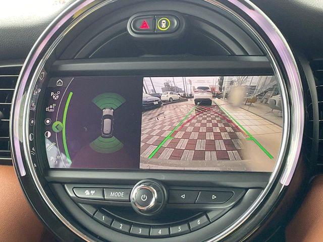 ���o�b�N�J����:�֗��ȁy�o�b�N�J�����z�ň��S�m�F���ł��܂��B���Ԃ����ȕ��ɂ��I�X�X���ȕ֗��@�\�ł��B