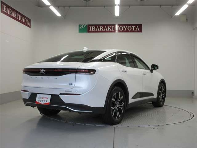 クラウンクロスオーバー2.5 G アドバンスト E-Four 4WD