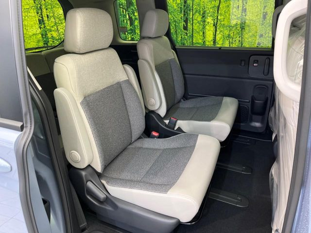 ���i���ȃI���W�i���t���A�}�b�g���I�v�V�����ɂĂ��p�ӂ��Ă���܂��B���D���ȃf�U�C����J���[�����Ԃɍ��킹�đI��ł����������Ƃ��ł��܂���