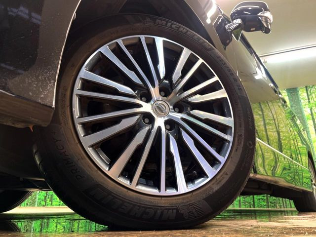 �y�����A���~�z�C�[���z�O�ςɃ}�b�`���������A���~�z�C�[���𑕒����Ă���܂��B�e��ЊO�A���~�z�C�[����A�X�^�b�h���X�^�C�����戵�����Ă���܂��B���񂲑��k����������