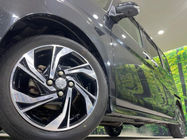 �y����14�C���`�A���~�z�C�[���z�O�ςɃ}�b�`���������A���~�z�C�[���𑕒����Ă���܂��B�e��ЊO�A���~�z�C�[����A�X�^�b�h���X�^�C�����戵�����Ă���܂��B���񂲑��k����������