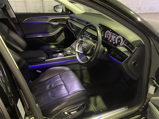 A855 TFSI クワトロ 4WD