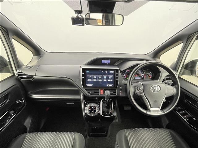 ヴォクシー2.0 ZS