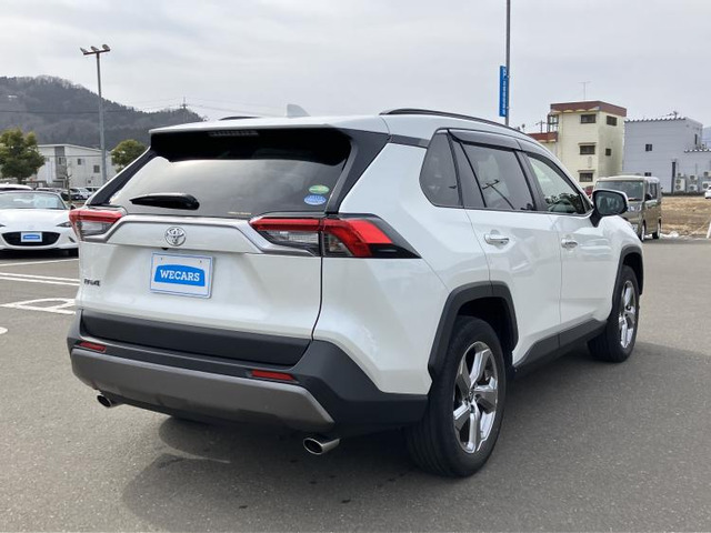 RAV42.0 G 4WD