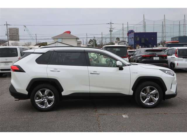 RAV42.5 ハイブリッド G E-Four 4WD
