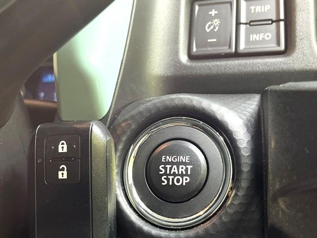 �y�A�h�o���X�g�L�[�z�J�o����|�P�b�g�ɓ��ꂽ�܂܂ł��h�A�̎{���E�������\�ȃX�}�[�g�L�[�𑕔��B�G���W���̃I���E�I�t�����J�M�����o���K�v����������Ƃ��Ă��֗��ł���