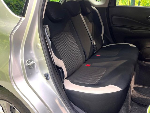 �R���p�N�g�J�[�ł����A�Z�J���h�V�[�g�͏\���ȍL����������K�ɂ���肢�������܂���V�[�g��|���đ傫�ȉו���ς񂾂�ƁA�p�r�̕����L��1��ł��B