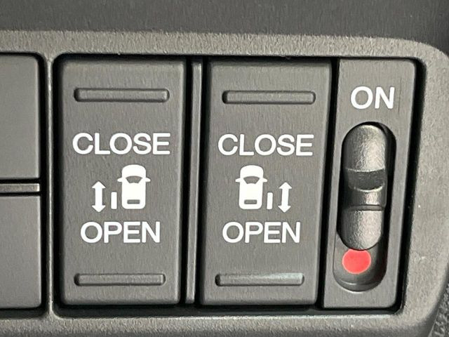 �y�����p���[�X���C�h�h�A�z�X�}�[�g�L�[��^�]�Ȃ̃X�C�b�`�Ō�ȗ����X���C�h�h�A�̊J���\���d��������͂����ăh�A���J����K�v�������A�����Ȃ��q�l�ł��ȒP�ɊJ���߂ł����K�ł���