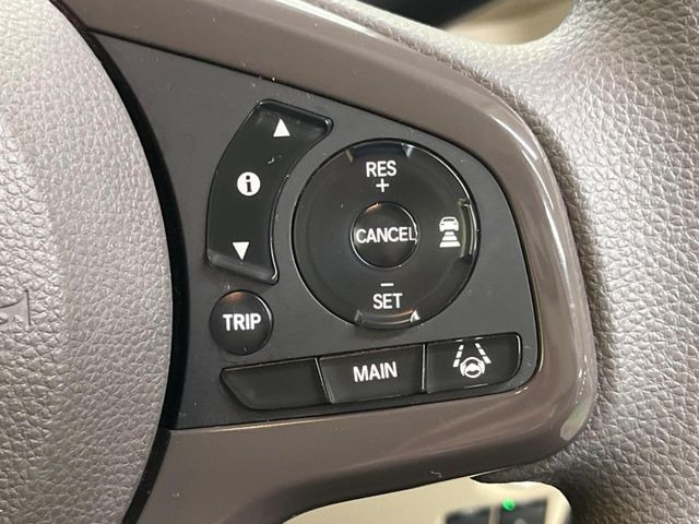 �y�A�_�v�e�B�u�N���[�Y�R���g���[���z�������H�ł̒��������s���y��!!�����ő��x��ۂN���[�Y�R���g���[�����A�Փˌy���V�X�e���ƘA�g���A�O���̎ԗ������m���ĎԊԂ�ۂ悤�ɑ��x���߂��Ă���܂�!!