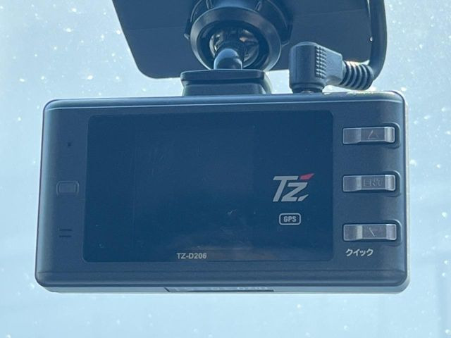 �y�h���C�u���R�[�_�[�z�h���C�u���R�[�_�[����!���s���͂������A������^�]�⎖�̂ɑ��������ہA�f���ŋL�^���A����̃��X�N�ɔ����܂��B���L�^�pSD�J�[�h�͂��q�l�����g�ł��������������K�v������܂��B