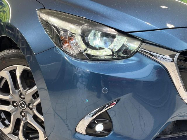 �yLED�w�b�h���C�g�z���V����ԑ��s�����ǍD�Ȏ��E���m�ۂ����S���ĉ^�]�ł��鍂�P�xLED�w�b�h���C�g�𑕔�!�_�����x�������A����d�͂��}�����Ă��܂��B