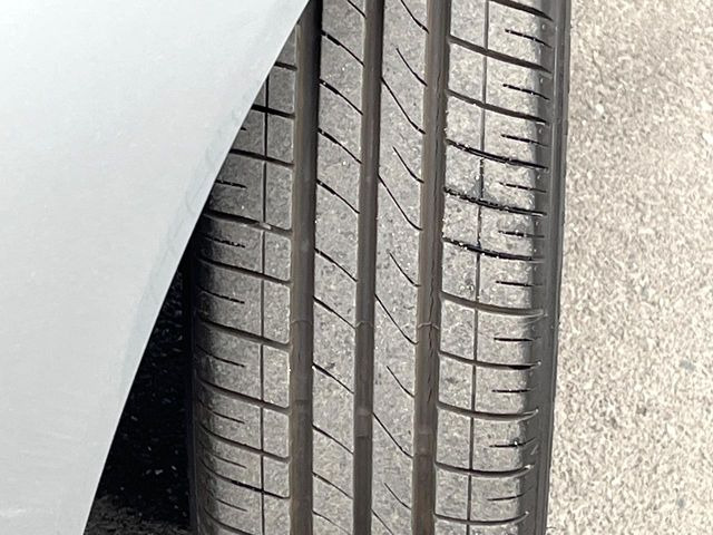 ��D�]�̃{�f�B�R�[�e�B���O�u�e�X�v���b�V���R�[�g�v�����[�Ԃ܂łɎ{�H�\�B�ʏ�̃K���X�R�[�g�ƈقȂ�A�ϋv�N��6�N�̖��@���K���X�R�[�e�B���O���A�{�f�B���L���C�ȏ�Ԃɕۂ��Ă���܂��B