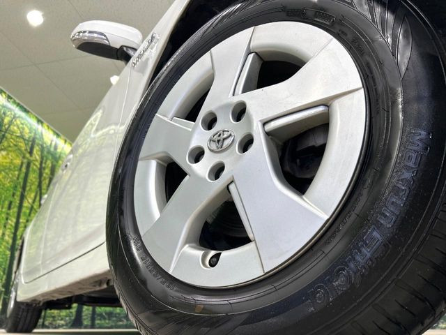 �y����15�C���`�A���~�z�C�[���z�O�ςɃ}�b�`���������A���~�z�C�[���𑕒����Ă���܂��B�e��ЊO�A���~�z�C�[����A�X�^�b�h���X�^�C�����戵�����Ă���܂��B���񂲑��k����������