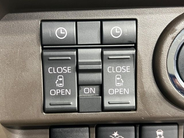 �y�����p���[�X���C�h�h�A�z�X�}�[�g�L�[��^�]�Ȃ̃X�C�b�`�Ō�ȗ����X���C�h�h�A�̊J���\���d��������͂����ăh�A���J����K�v�������A�����Ȃ��q�l�ł��ȒP�ɊJ���߂ł����K�ł���