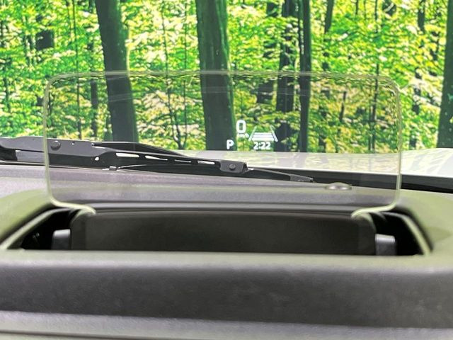 �y�w�b�h�A�b�v�f�B�X�v���C�z���݂̑��x�⑖�s�����f�W�^���\���ŉ^�]�ȑO���̃K���X�ɓ��e!�^�]���A�ڐ������炳���K�v�ȏ����m�F�ł���̂łƂ��Ă��֗��ň��S!