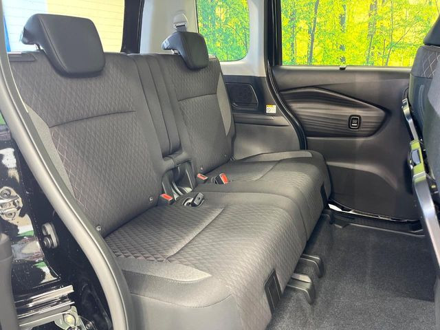 ���i���ȃI���W�i���t���A�}�b�g���I�v�V�����ɂĂ��p�ӂ��Ă���܂��B���D���ȃf�U�C����J���[�����Ԃɍ��킹�đI��ł����������Ƃ��ł��܂���